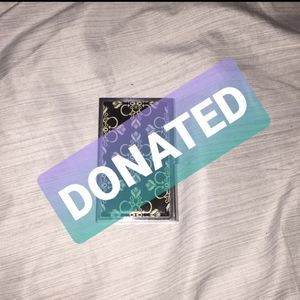 🖐🏻 Metal card case (will be donated 2/1/21)